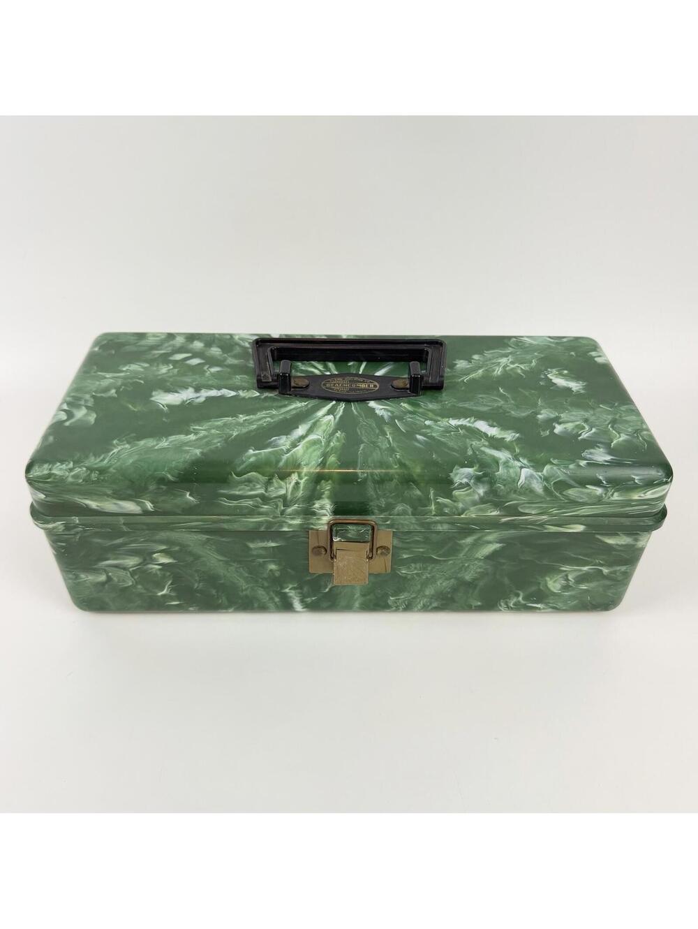 PLANO BEACHCOMBER FISHING TACKLE BOX W/ HINGED TRAY PLASTIC GREEN MARBLE - READ